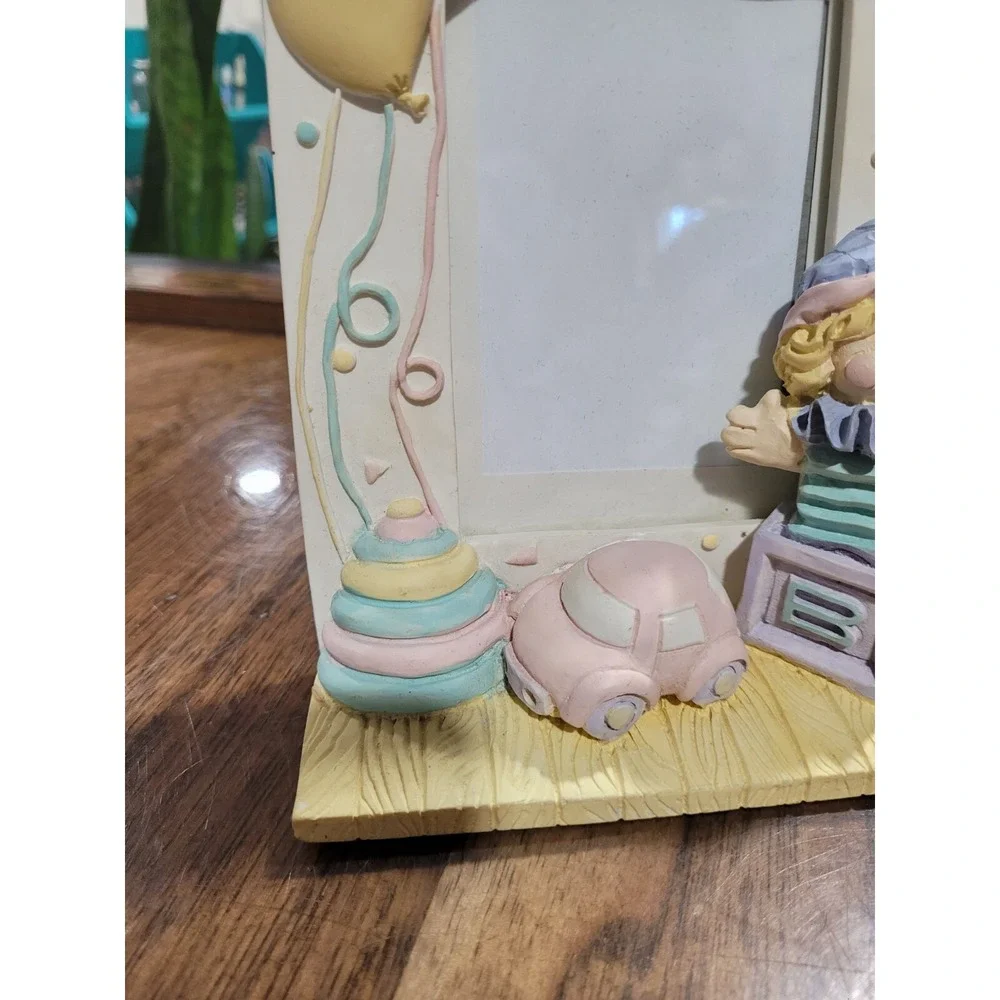 Vintage 3 D Resin Frame Jack in the Box and Balloons 3x4.5 picture